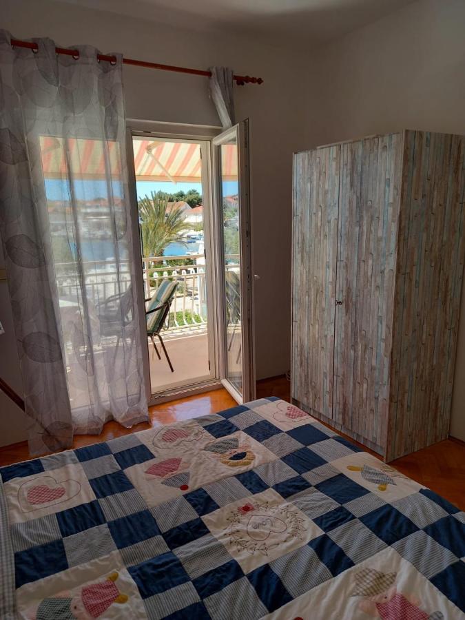 Apartman Rebeka Jezera Esterno foto
