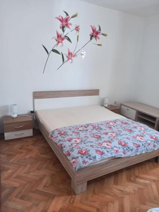 Apartman Rebeka Jezera Esterno foto